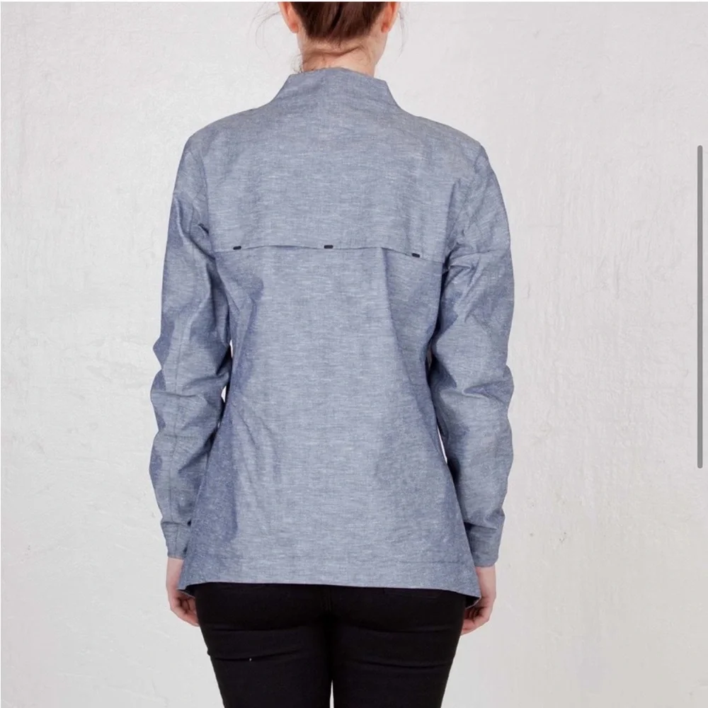 NIKE Womens NSW Chambray 3L Jacket Gray Full Zip Front Pockets Windbreaker M